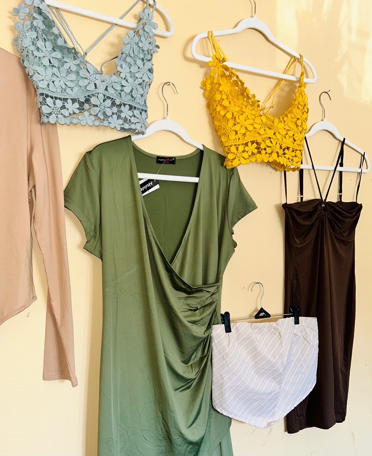 O Ring Brown Dress *BRAND NEW W/TAGS*